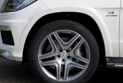 مرسيدس GL 63 AMG تجمع ما بين الراحة والأناقة وقوة الأداء